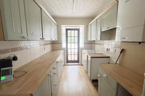 28 Mon Crescent, Southampton, SO18 5QU