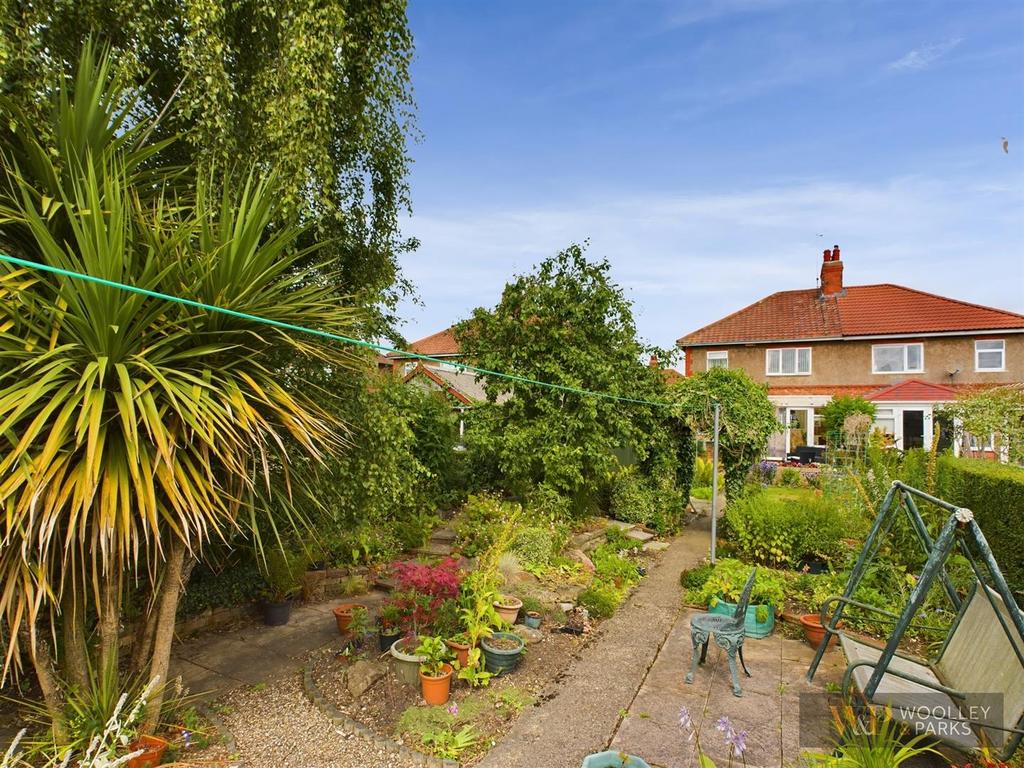 Manorfield Road, Driffield 3 bed semidetached house for sale £235,000