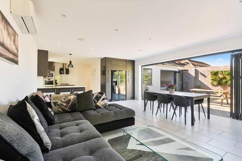 3 Mavis Avenue, Epsom, KT19 0PY