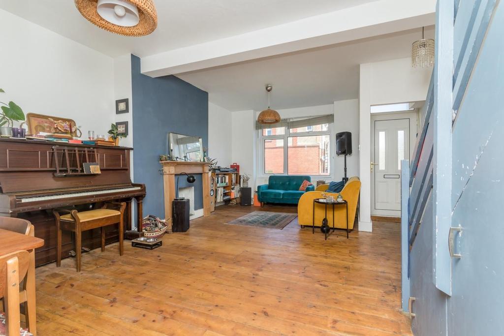 Ladysmith Road, Brighton 2 bed terraced house £425,000