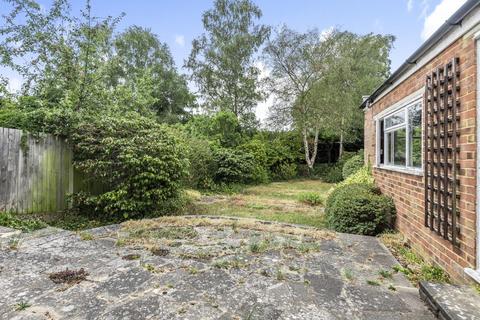 83 Laurel Way, London, N20 8HT