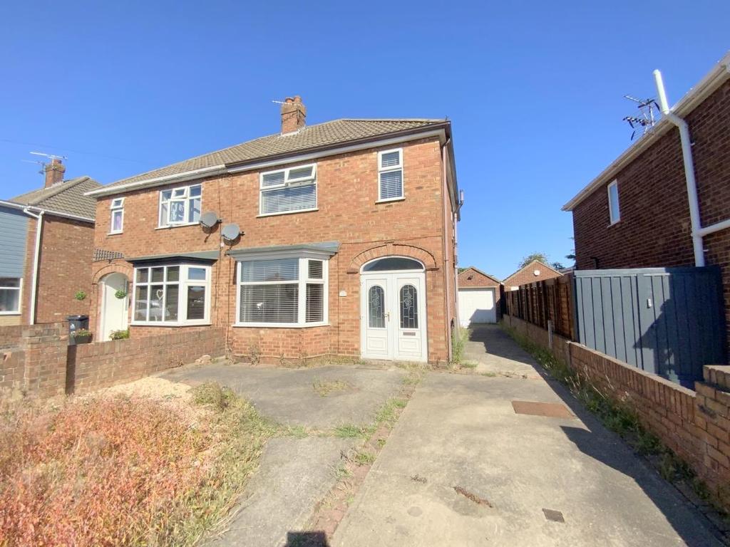 Warwick Road, Cleethorpes 3 bed semidetached house £190,000