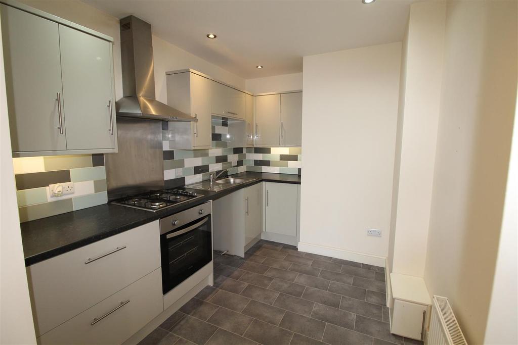 Knoll Street, Cleethorpes, NE LINCS... 2 bed flat £125,000