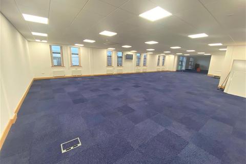 Office to rent - Limewood Business Park, Leeds