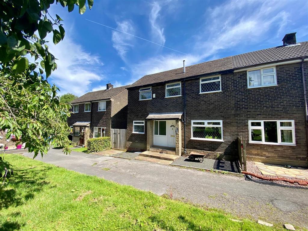 Reddish Avenue, Whaley Bridge, High Peak 3 bed semidetached house £