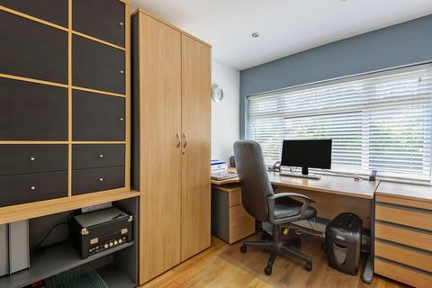 8 Gatemere Close, Worsley, Manchester, M28 7UY