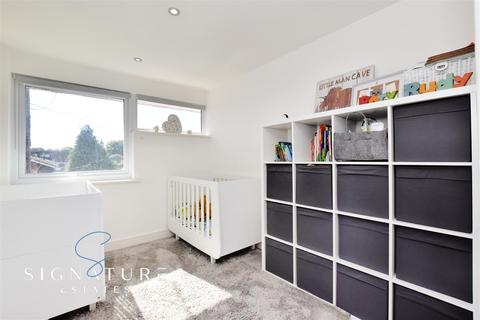 15 Ryder Close, Bovingdon, Hemel Hempstead, HP3 0HZ