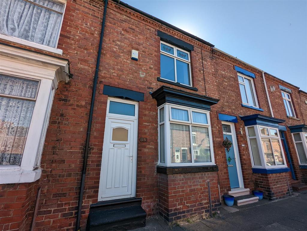 Trafalgar Terrace, Darlington 2 bed terraced house £495 pcm (£114 pw)