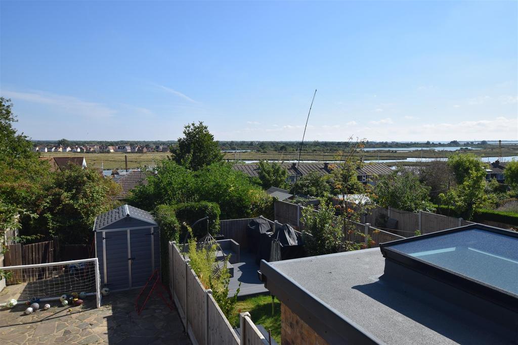 Victoria Road, Maldon 3 bed house £380,000