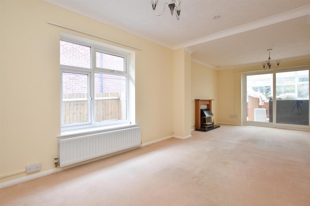 Ochiltree Road, Hastings 2 bed detached bungalow for sale £360,000