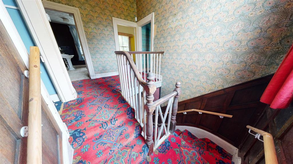 Cowley Hill Lane Stairway/Landing