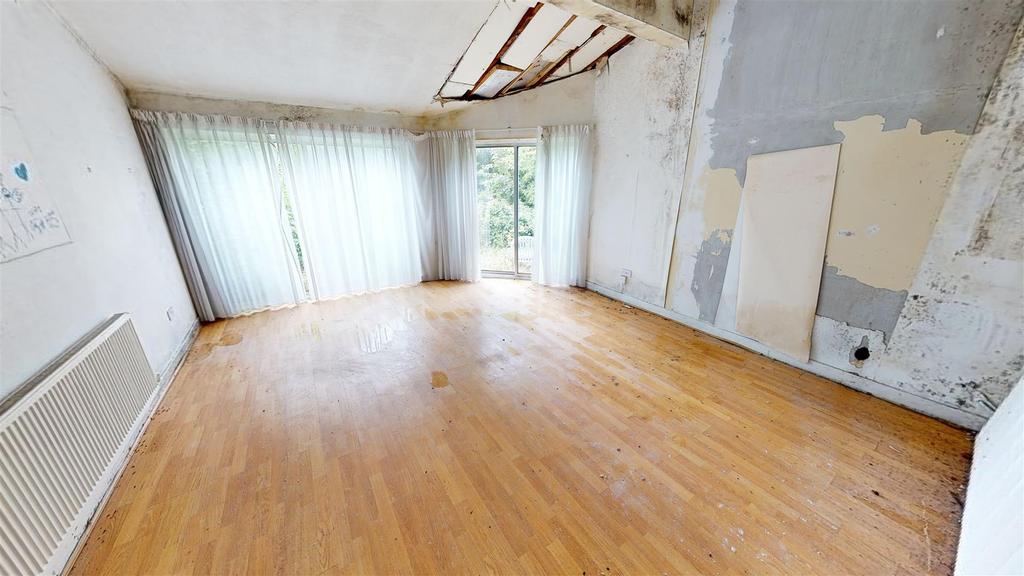 Cowley Hill Lane Reception Room