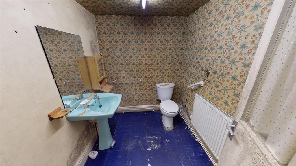 Cowley Hill Lane Toilet
