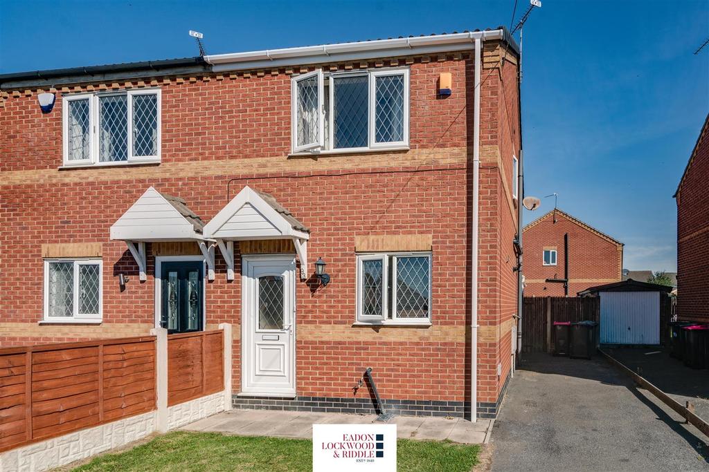 Wadsworth Road, Bramley, Rotherham 2 bed semidetached house £150,000