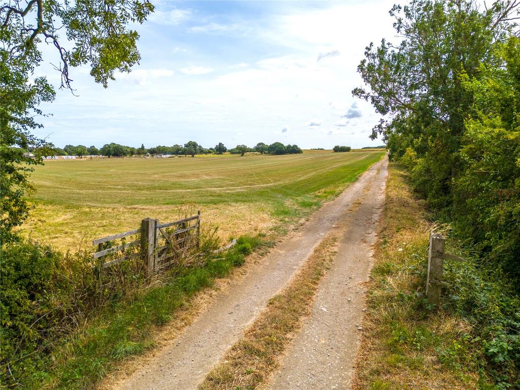 PRODUCTIVE ARABLE/GRASSLAND, BARNOLDBYLEBECK, NORTH EAST LINCS, DN37