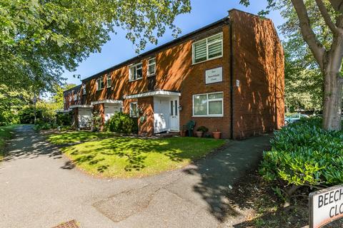 8 Beechfield Close, Sale, M33 4EH