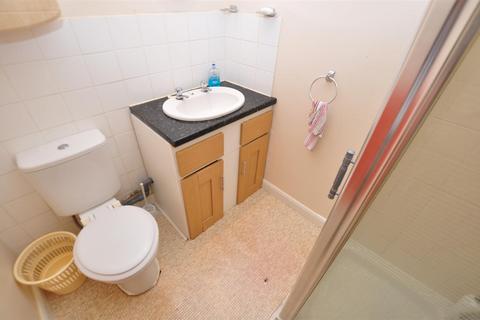 1 bedroom flat for sale, Halesowen Road, Cradley Heath