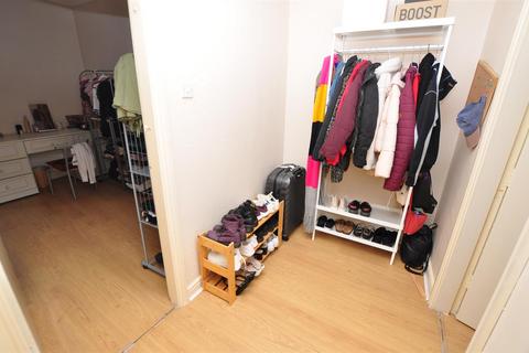 1 bedroom flat for sale, Halesowen Road, Cradley Heath