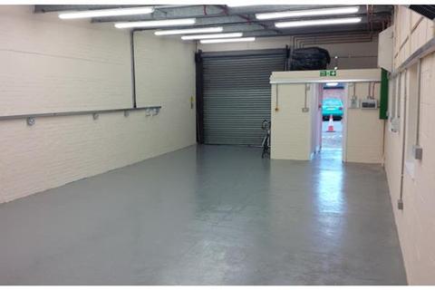 Industrial unit to rent - 13 Eckersley Road, Chelmsford, East Of England, CM1