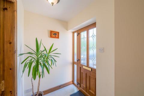 29 Clent View Road, Stourbridge, DY8 3JE