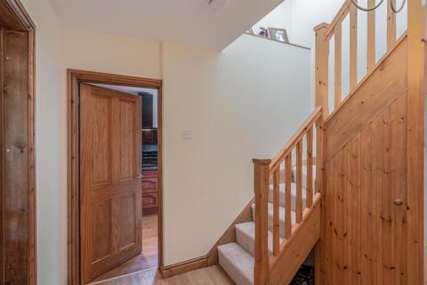 29 Clent View Road, Stourbridge, DY8 3JE