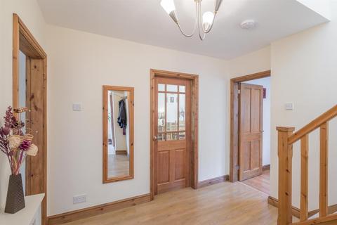 29 Clent View Road, Stourbridge, DY8 3JE