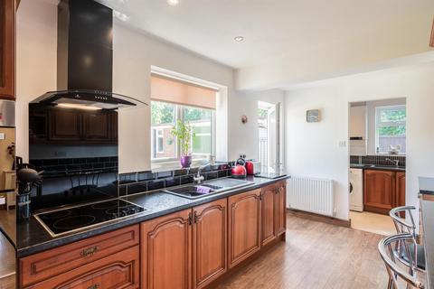 29 Clent View Road, Stourbridge, DY8 3JE