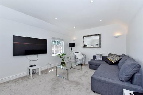 1 bedroom apartment to rent, West Street, Marlow, Buckinghamshire, SL7