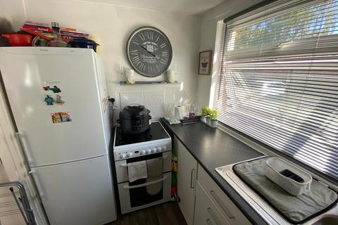 1 bedroom flat to rent - St. Marys Mount, Cottingham HU16