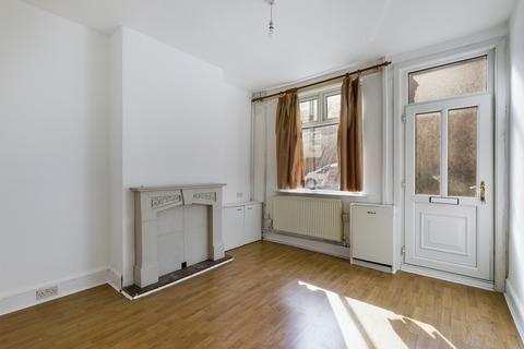 2 bedroom terraced house to rent, Acton Street, Birches Head, Stoke-on-Trent, ST1