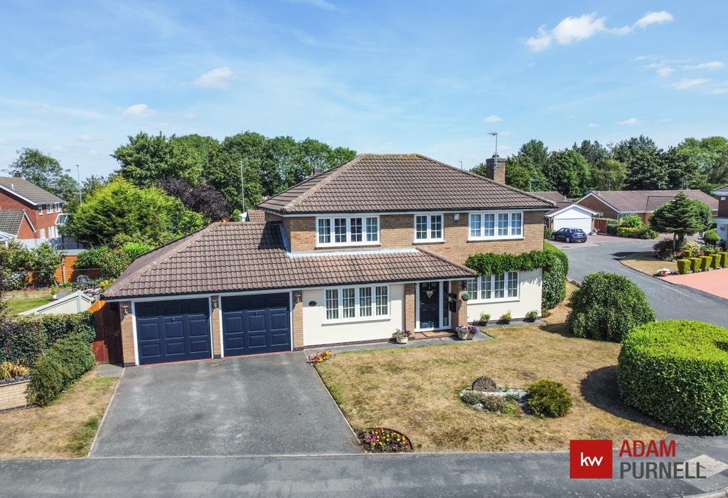 Herald Way, Burbage, Leicestershire 4 bed detached house £525,000
