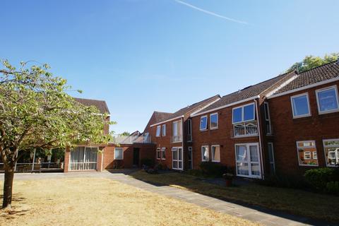 1 bedroom flat to rent, Weyhill Road, Andover, SP10