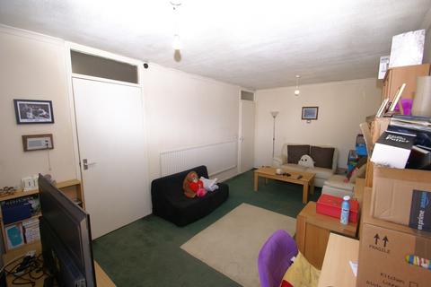 1 bedroom flat to rent, Weyhill Road, Andover, SP10