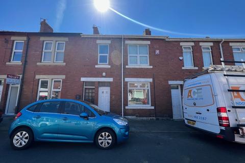 2 bedroom ground floor flat for sale - Berwick Terrace, North shields, North Shields, Tyne and Wear, NE29 7AW