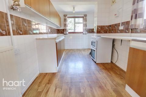 80 Dereham Avenue, Ipswich, IP3 0QF