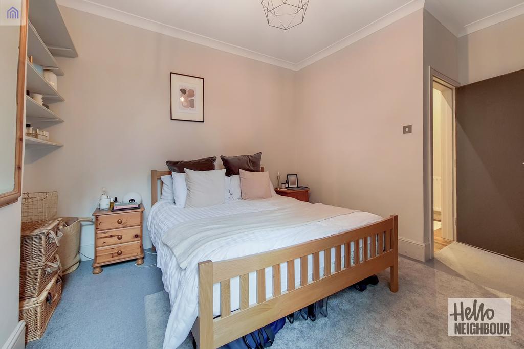 Apartment in London - View 5