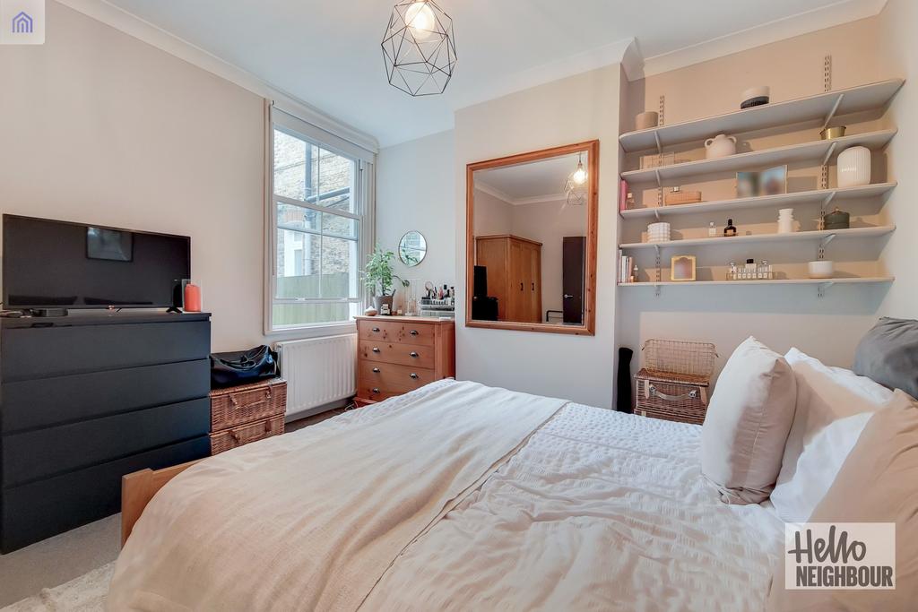 Apartment in London - More