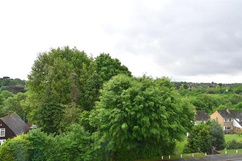 2 Monks Orchard, Dartford, DA1 2TB