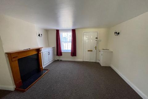 1 bedroom terraced house to rent, New Road, Spalding