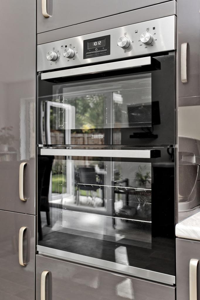 07 Oven