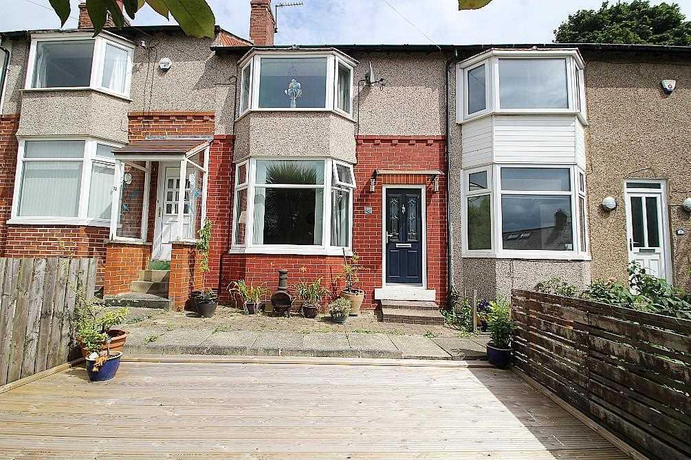 Willowfield Road, Willowfield, Halifax 2 bed terraced house for sale