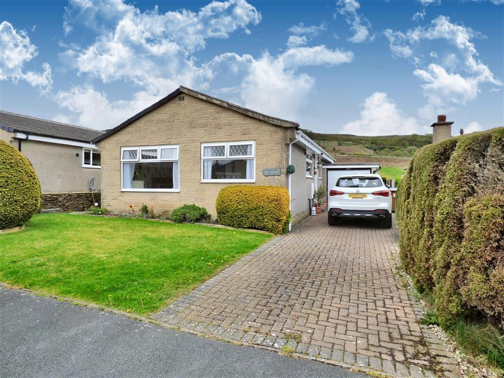 Moorview Way, Skipton 3 bed detached bungalow £895 pcm (£207 pw)