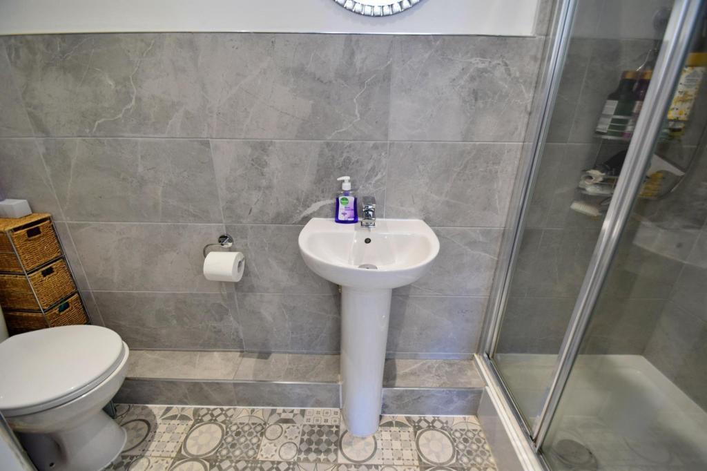 Ensuite