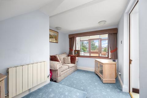 2 bedroom flat to rent, Balfour Road, Brighton BN1