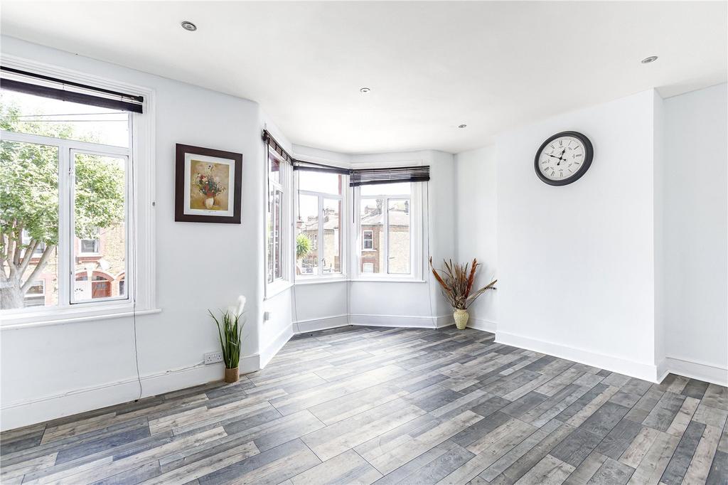 Kitchen/Reception