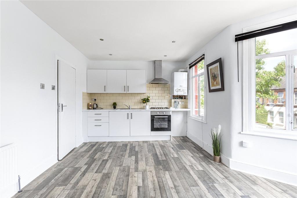 Kitchen/Reception