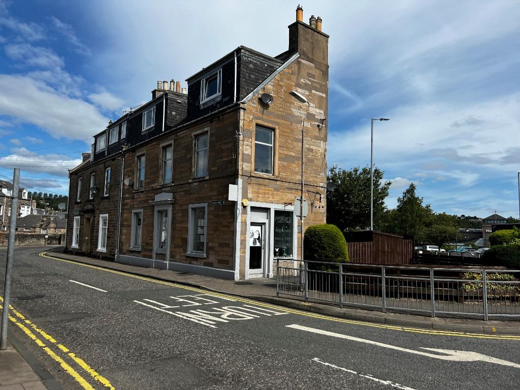 Union Street, Hawick, TD9 3 bed flat for sale £65,000