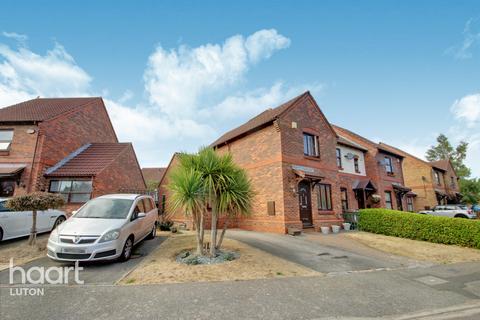 13 Gleneagles Drive, Luton, LU2 7TA