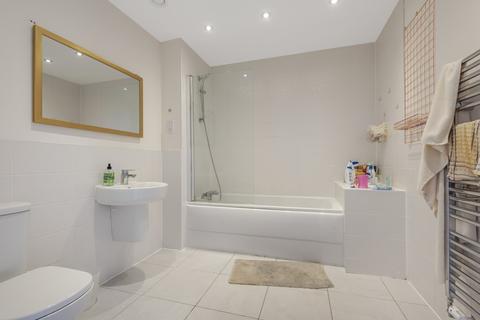 31 Mawson Road, Manchester, M13 9HG