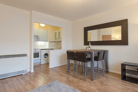 2 bedroom apartment to rent, West Block, Metro Central Heights, Elephant And Castle, London, SE1